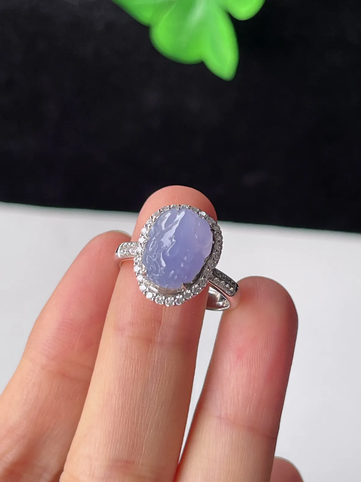 翡翠冰糯紫色貔貅戒指