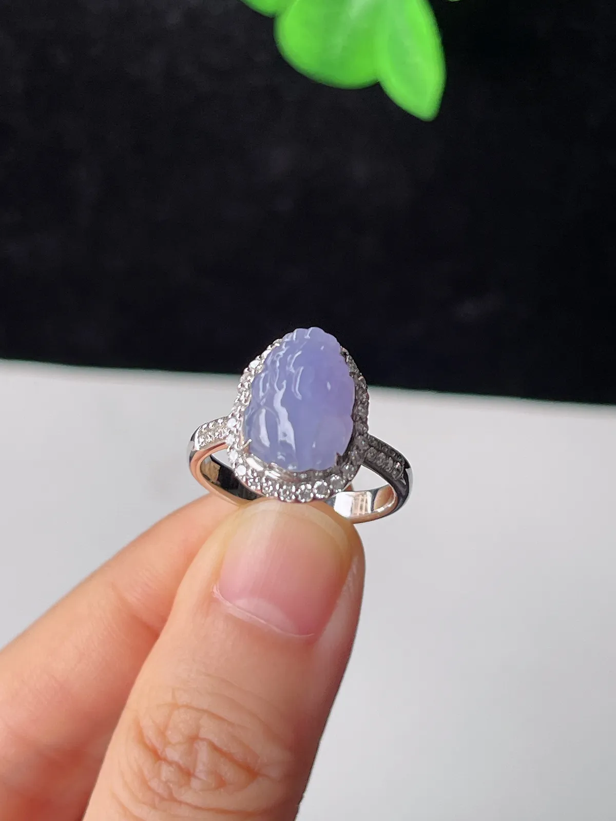 翡翠冰糯紫色貔貅戒指