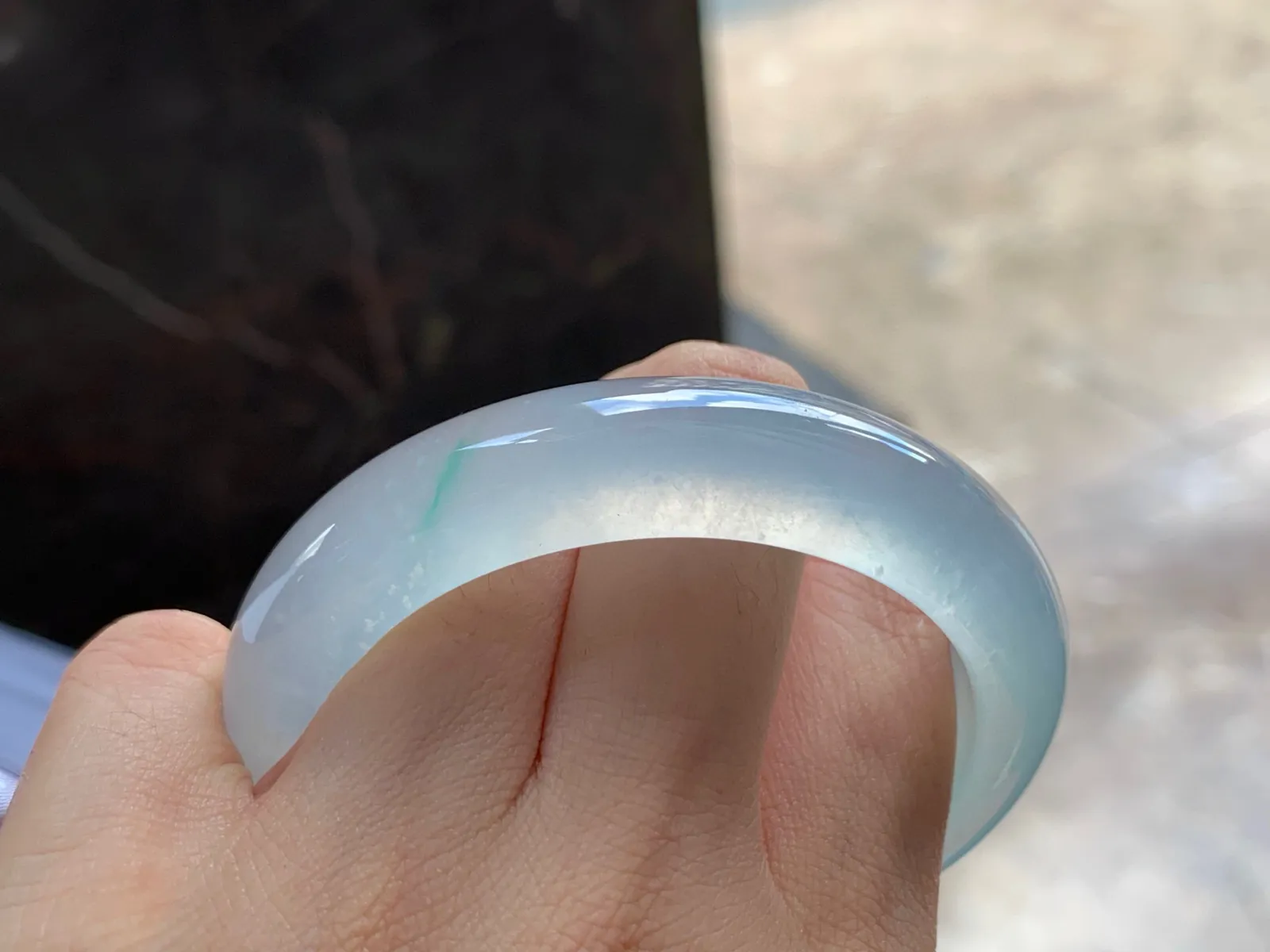 高冰手镯
52.3/12/8.8mm