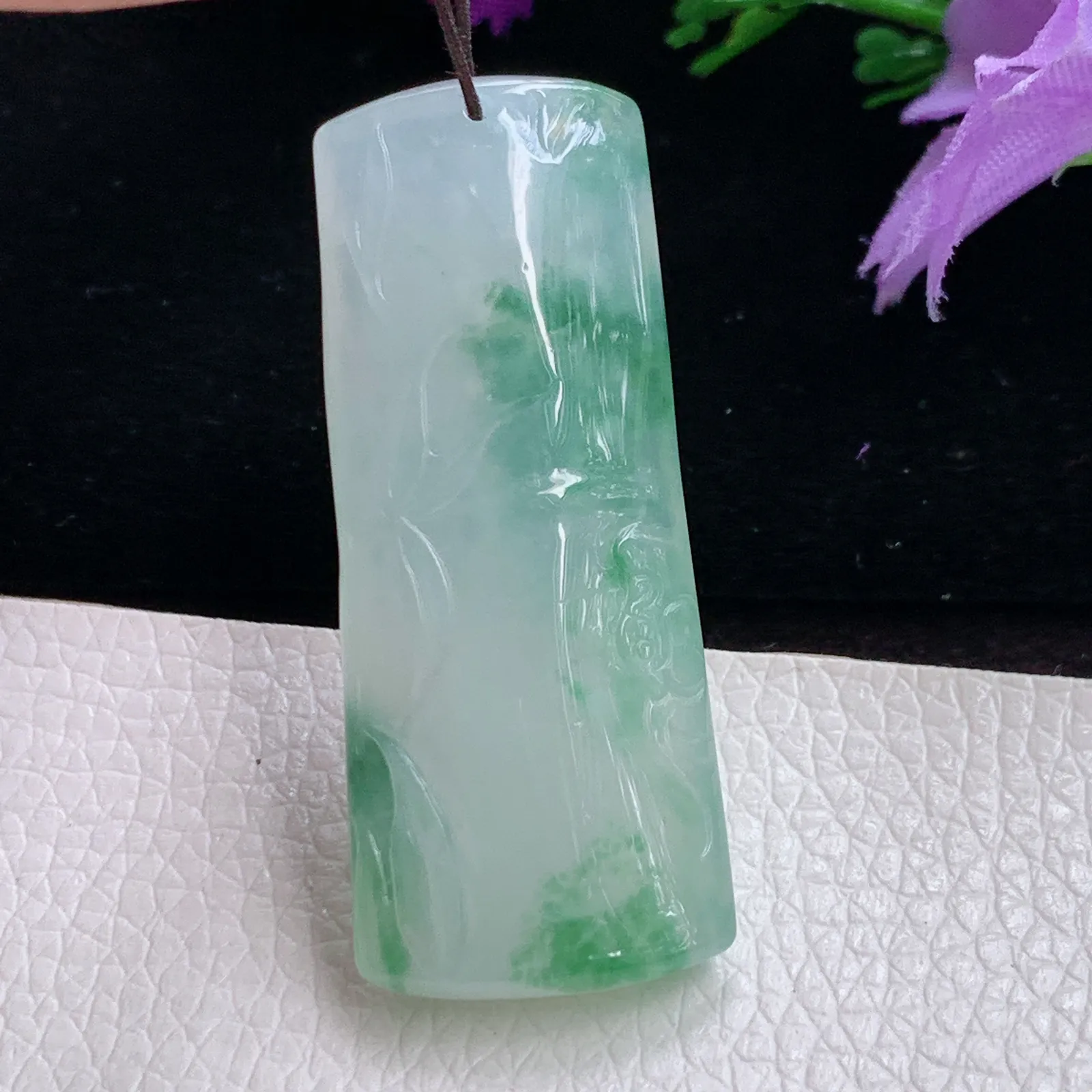 zz实拍42*17.4*6.5天然翡翠冰润飘逸节节高玉吊坠 饱满竹节玉挂件