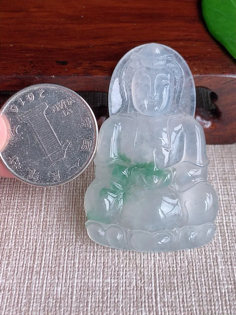 a货翡翠老坑冰种飘花一刀切正装观音吊坠 尺寸50.7×31.7×6.2mm 重量17.47g 0626