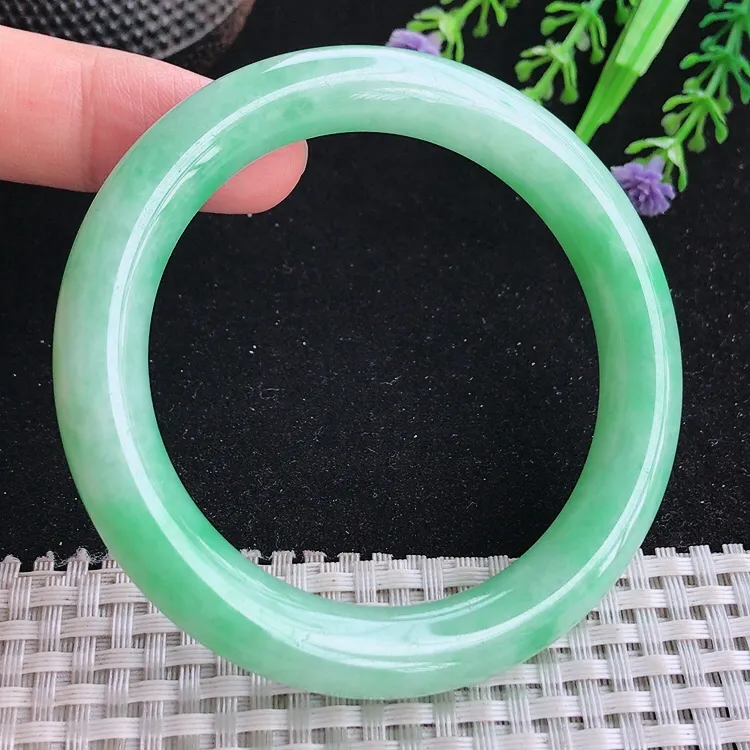 自然光54.5/10.2/9.7老坑冰润满绿苹果绿圆条手镯翡翠玉镯美人镯