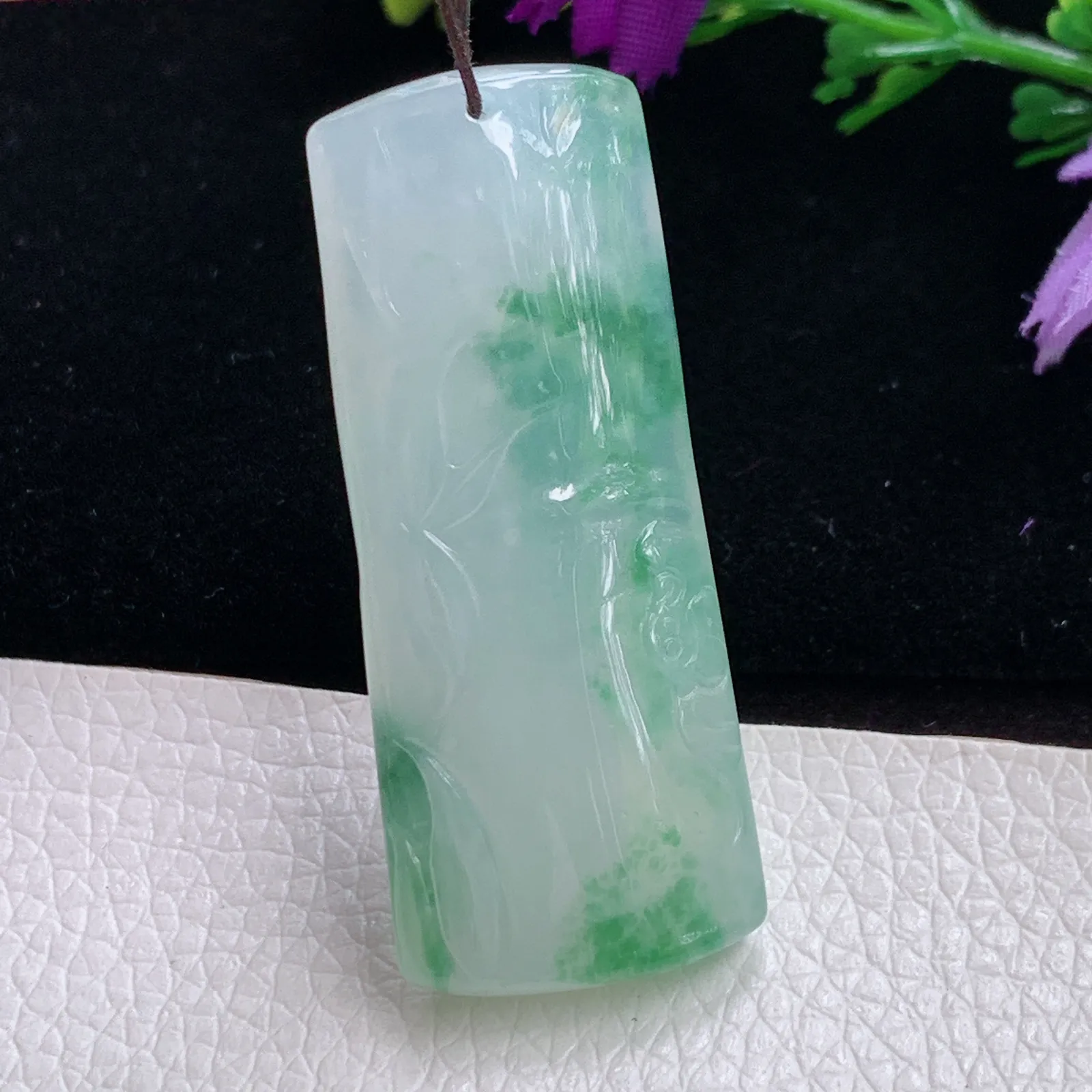 zz实拍42*17.4*6.5天然翡翠冰润飘逸节节高玉吊坠 饱满竹节玉挂件