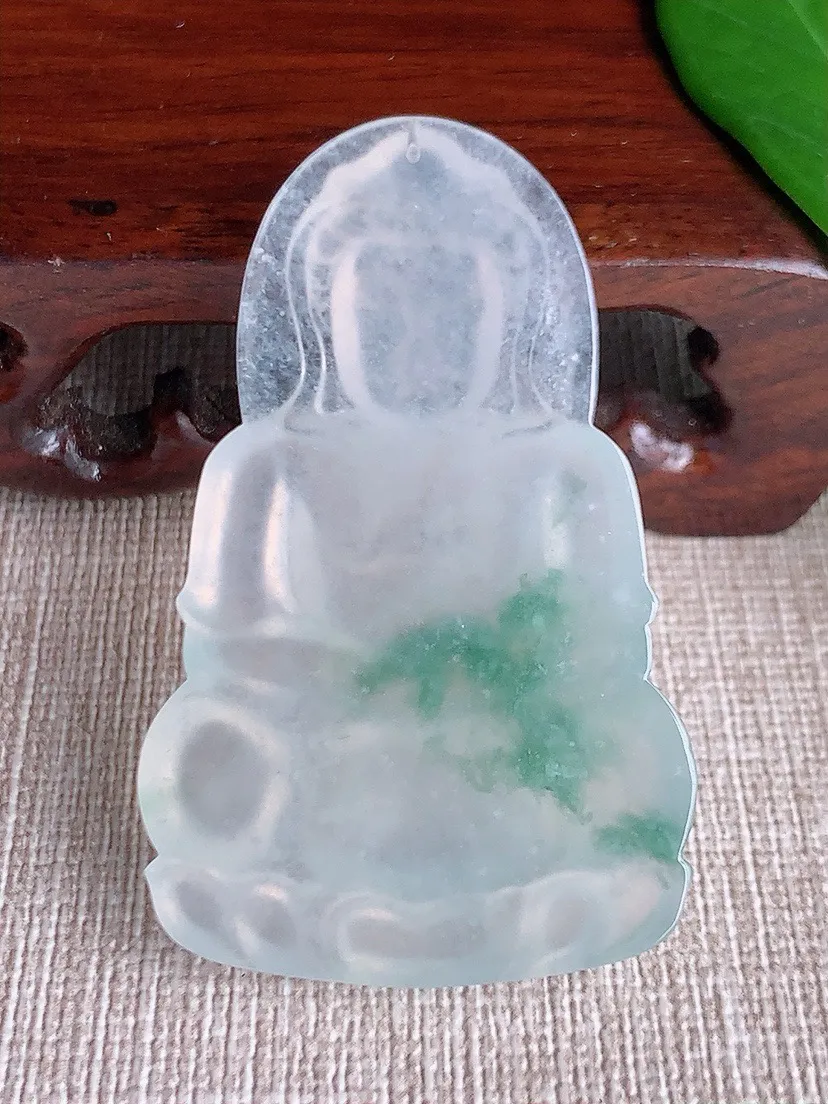 a货翡翠老坑冰种飘花一刀切正装观音吊坠 尺寸50.7×31.7×6.2mm 重量17.47g 0626