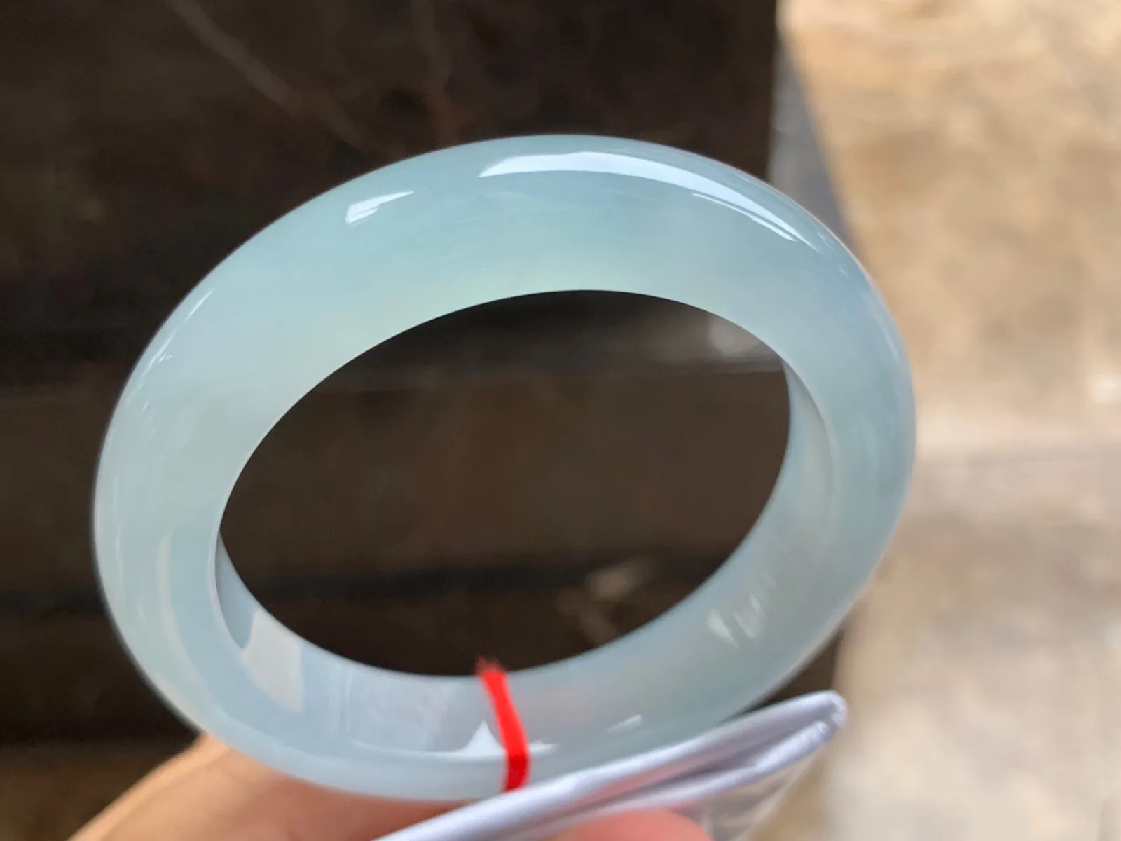 59-12.5-10.5mm
冰种带底色手镯 水润光泽 清爽