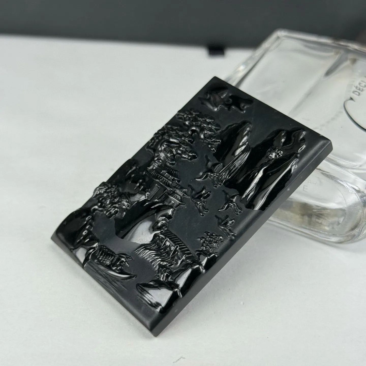 精品墨翠山水牌 种好色正 黑度极好 打灯通透 油性十足 尺寸61.7