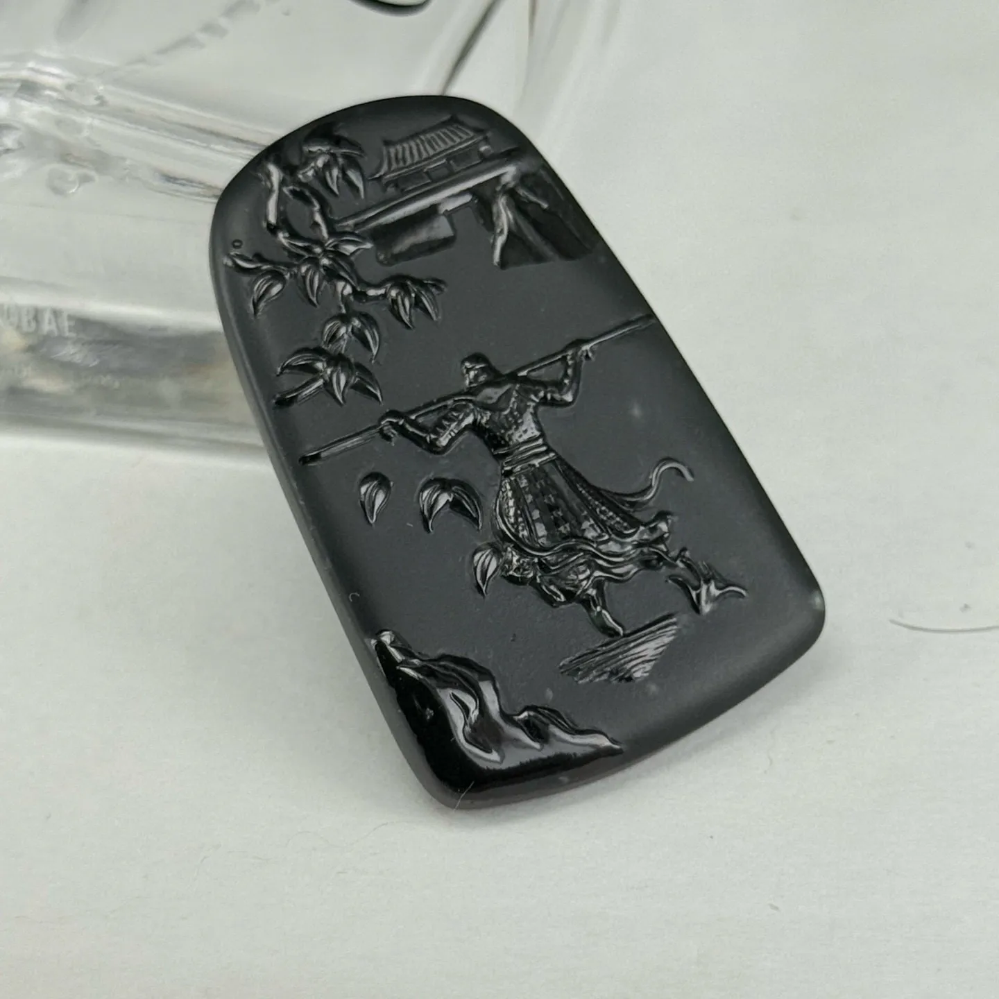 精品墨翠大圣归来 种好色正 黑度极好 打灯通透 油性十足 尺寸45.6