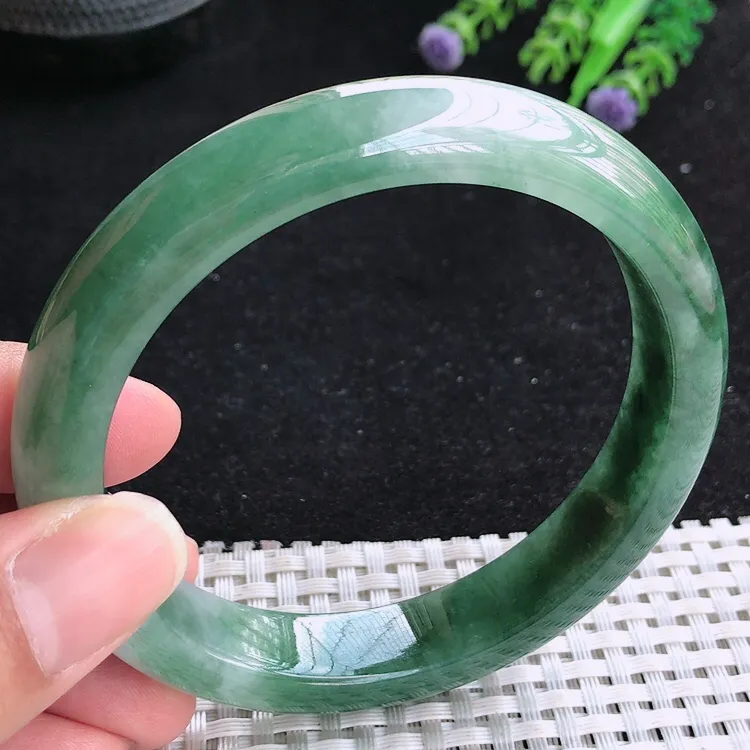 自然光62.5/12.6/9.2老坑温润飘花手镯翡翠大圈口玉镯美人镯