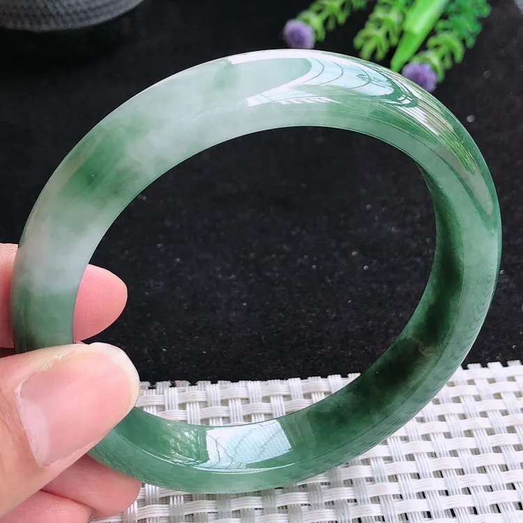 自然光62.5/12.6/9.2老坑温润飘花手镯翡翠大圈口玉镯美人镯