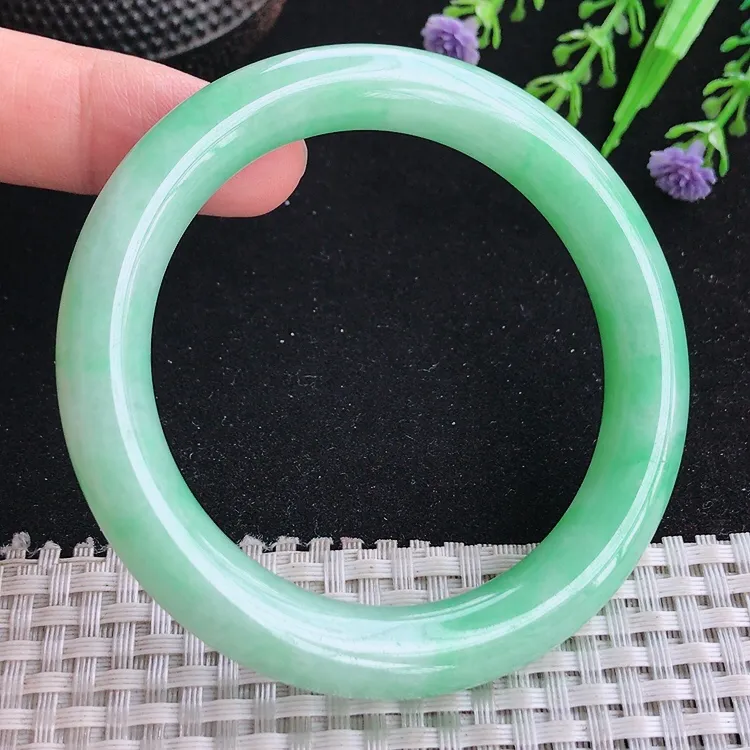 自然光54.5/10.2/9.7老坑冰润满绿苹果绿圆条手镯翡翠玉镯美人镯