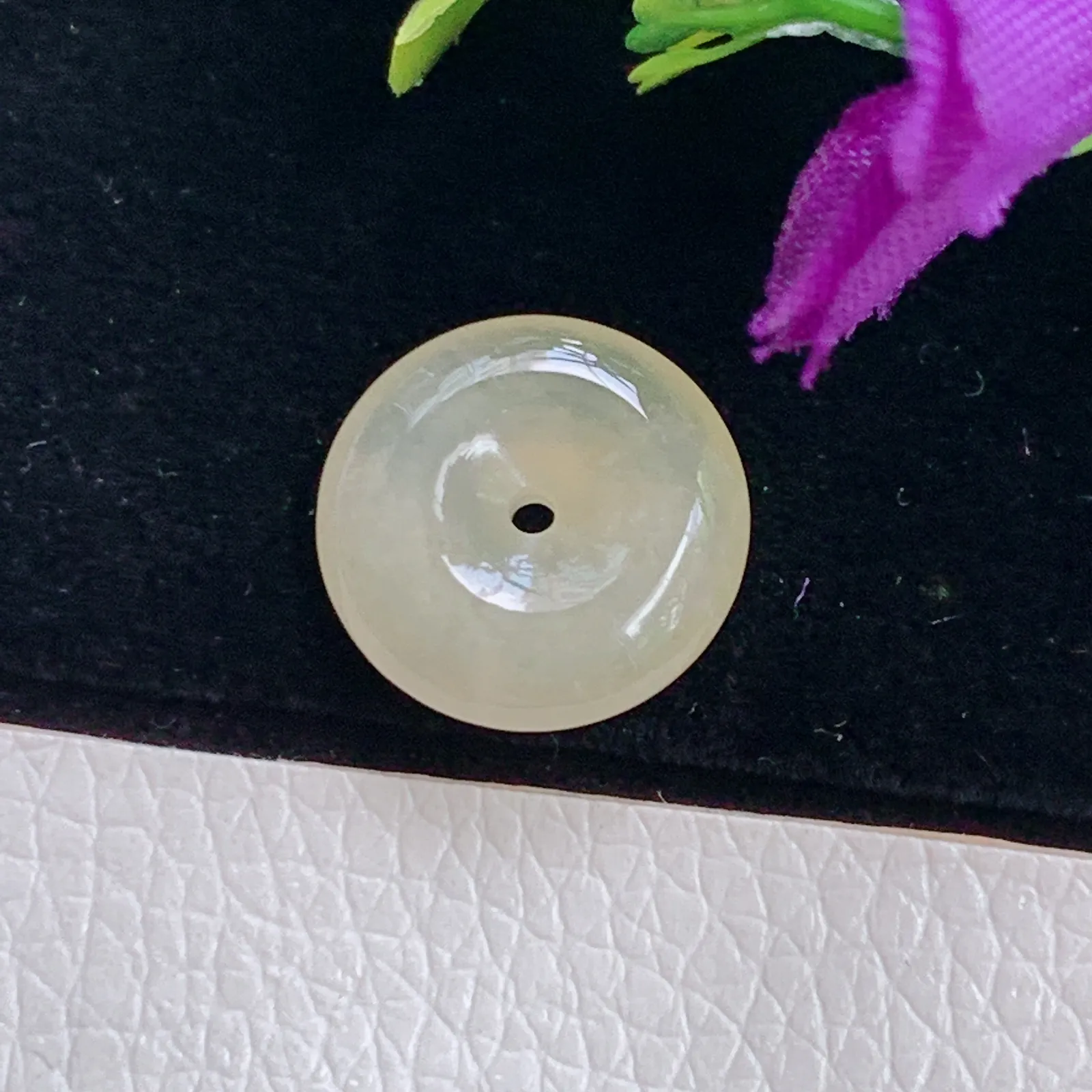 zz实拍14.5*4天然翡翠冰种黄翡小平安扣玉吊坠 饱满别致小扣玉挂件