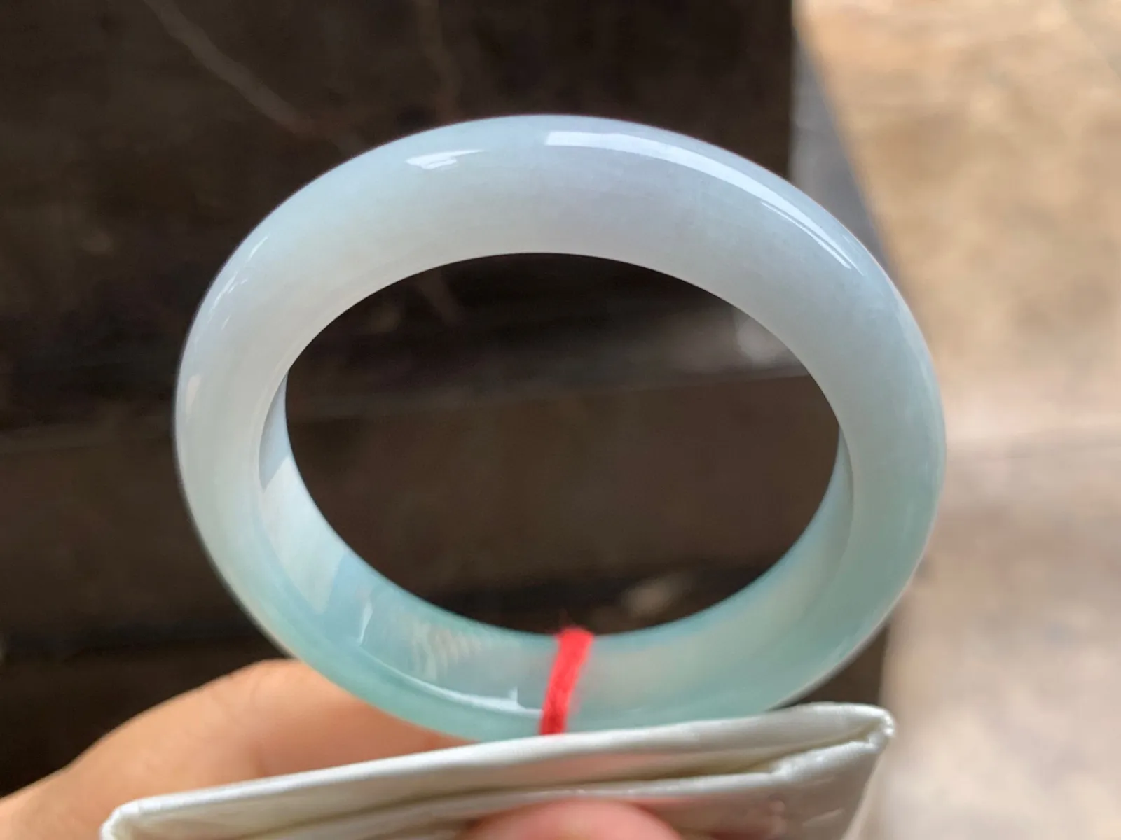52.5-12-8.5mm
晴水手镯 半山半水