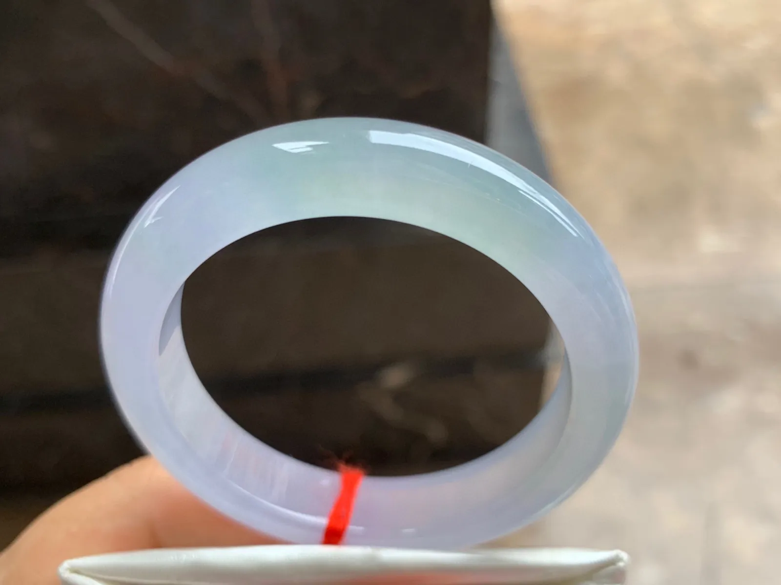 50-12-9mm
冰紫手镯 水润冰透 起胶的料子 小手福利很性价比