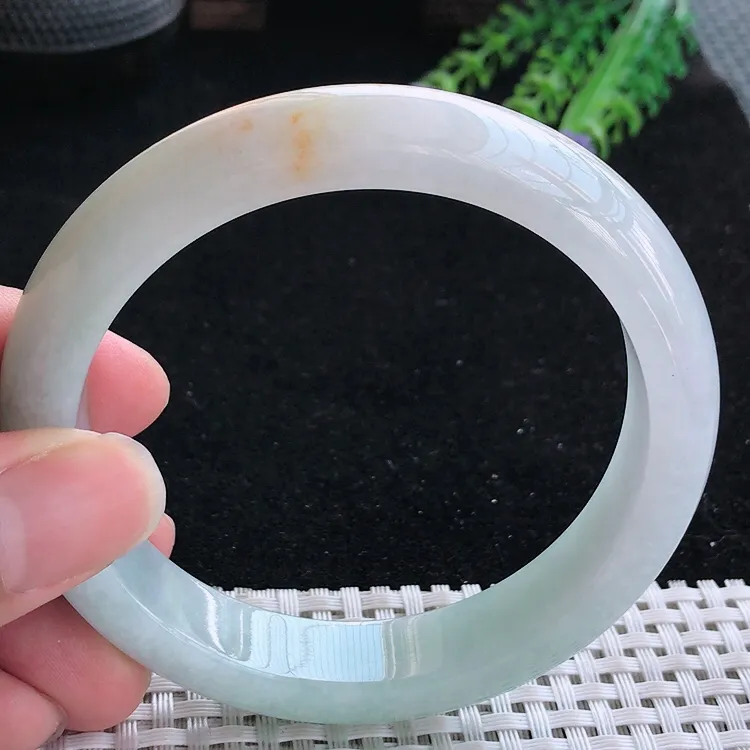 自然光61/12.8/8.8老坑精美温润飘花大圈口手镯翡翠玉镯美人镯
