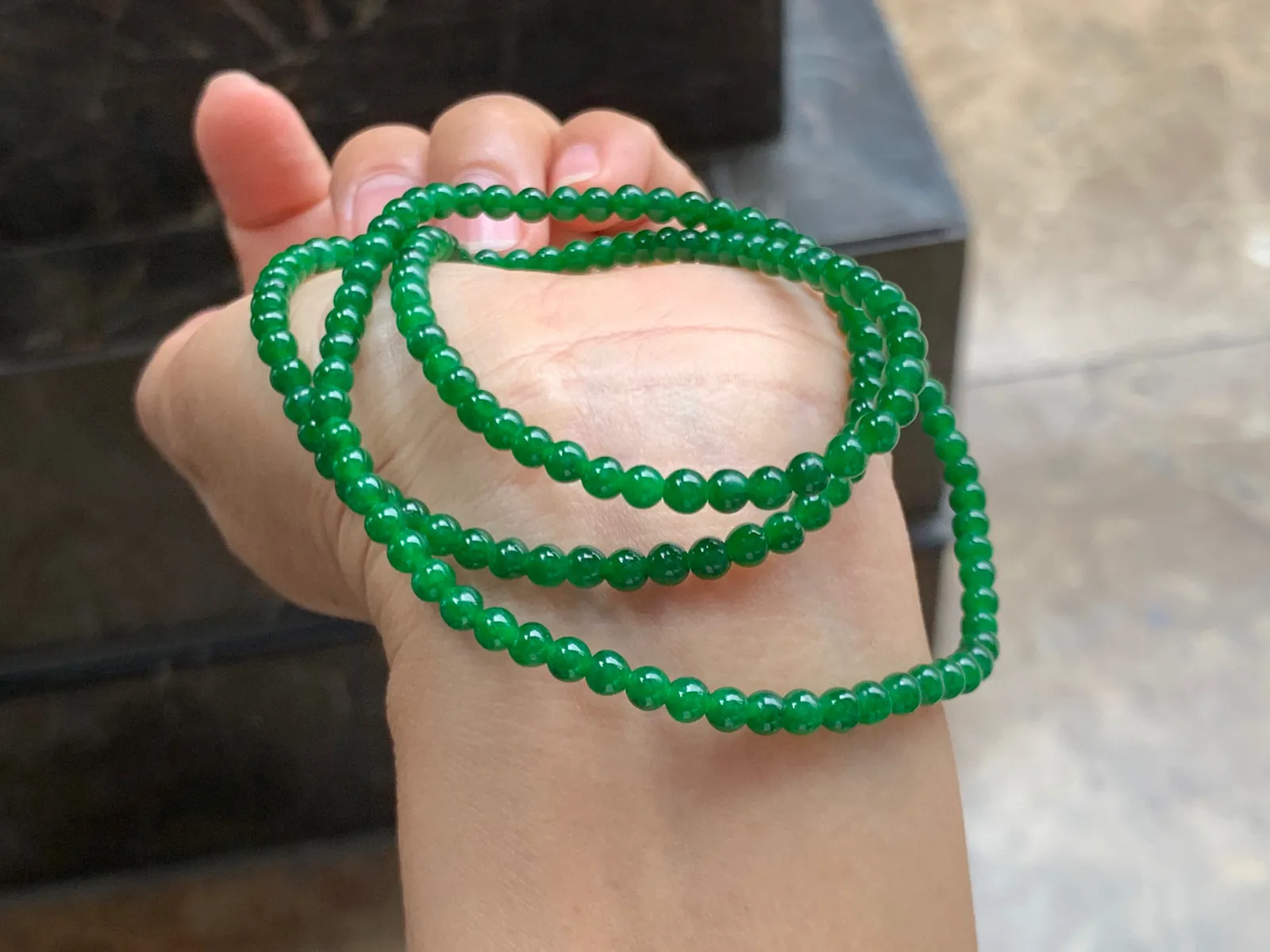 满色小米珠串 颜色辣绿 精致