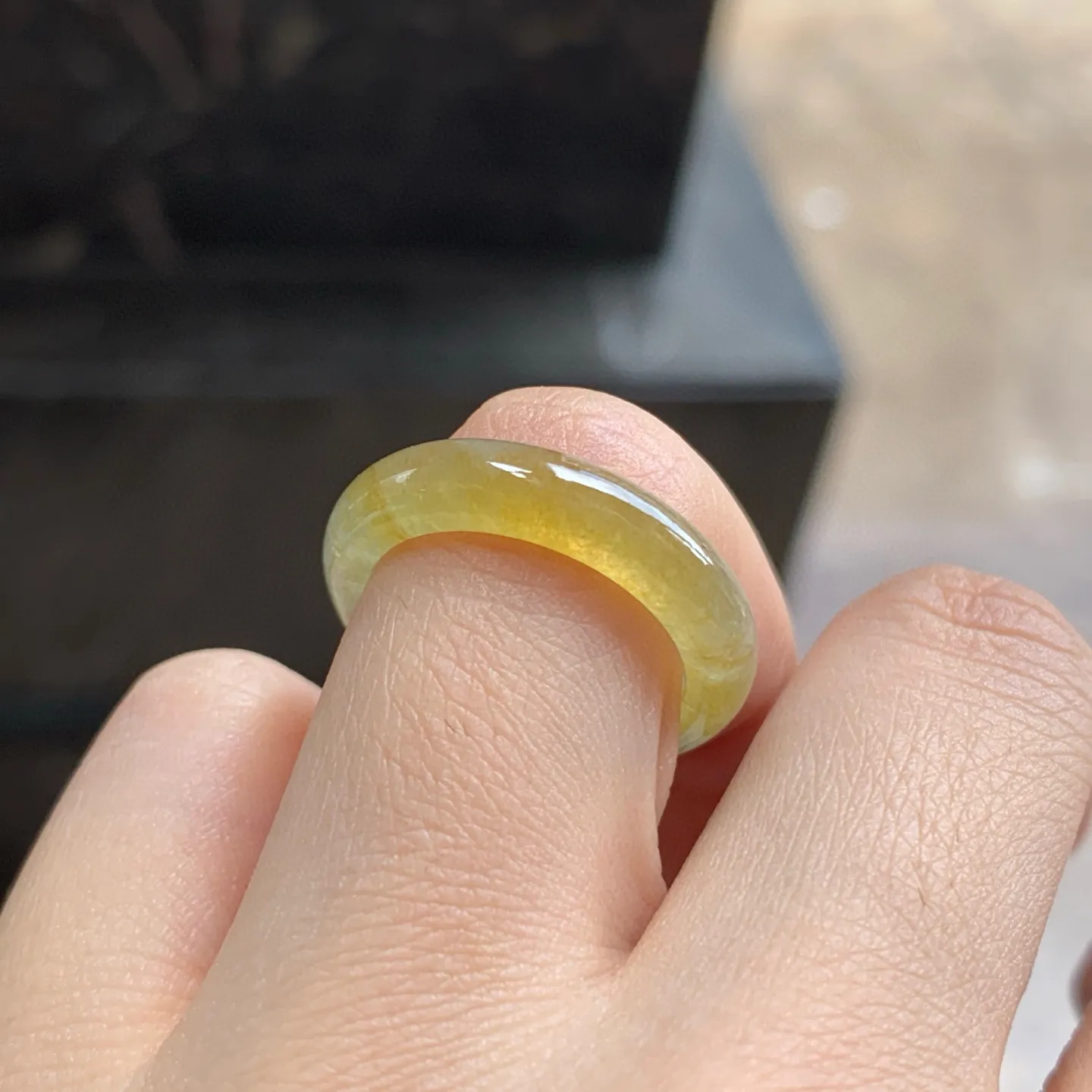 冰黄指环^_^冰透 荧光十足