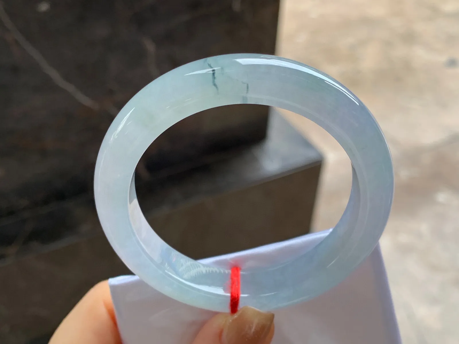 糯冰手镯
尺寸：53-11.5-8.8mm
种水好 很耐看的上手