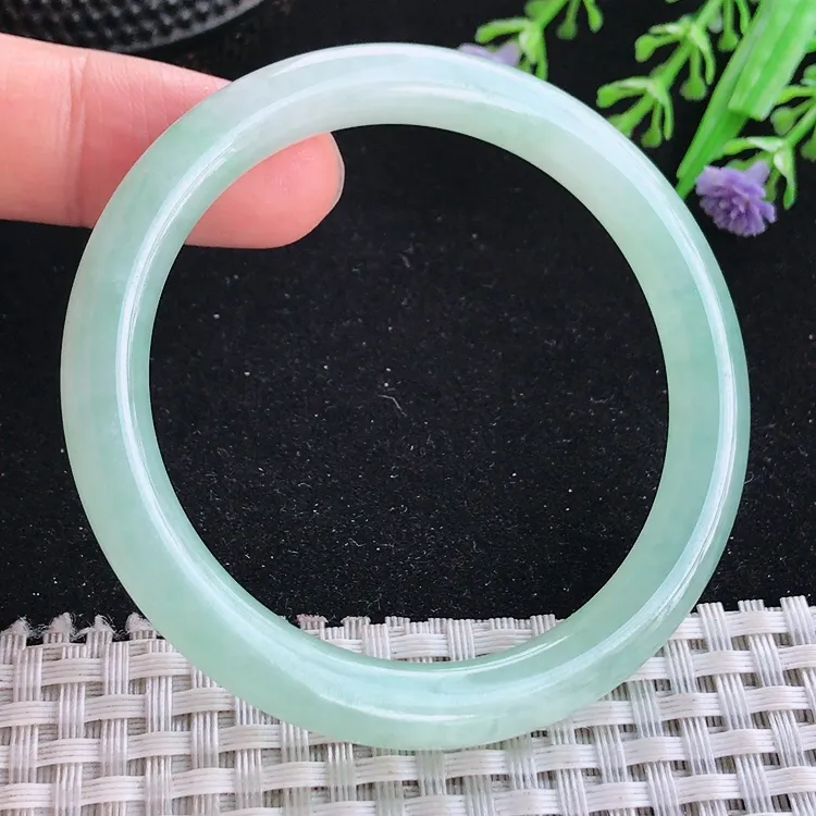 自然光51.5/7.6/7.8小圈口老坑冰胶水灵冰晴绿圆条手镯翡翠玉镯美人镯