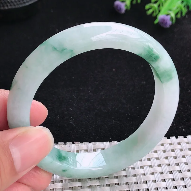 自然光55.5/11.8/8.3老坑精美冰润飘花手镯翡翠玉镯美人镯