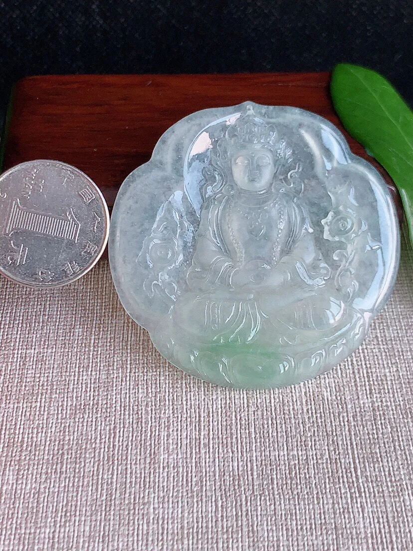 a货翡翠老坑冰种晴水度母观音吊坠 尺寸57×57.4×5.3mm 重量33.30g 0629