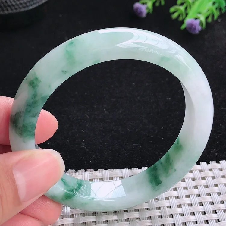 自然光55.5/11.8/8.3老坑精美冰润飘花手镯翡翠玉镯美人镯