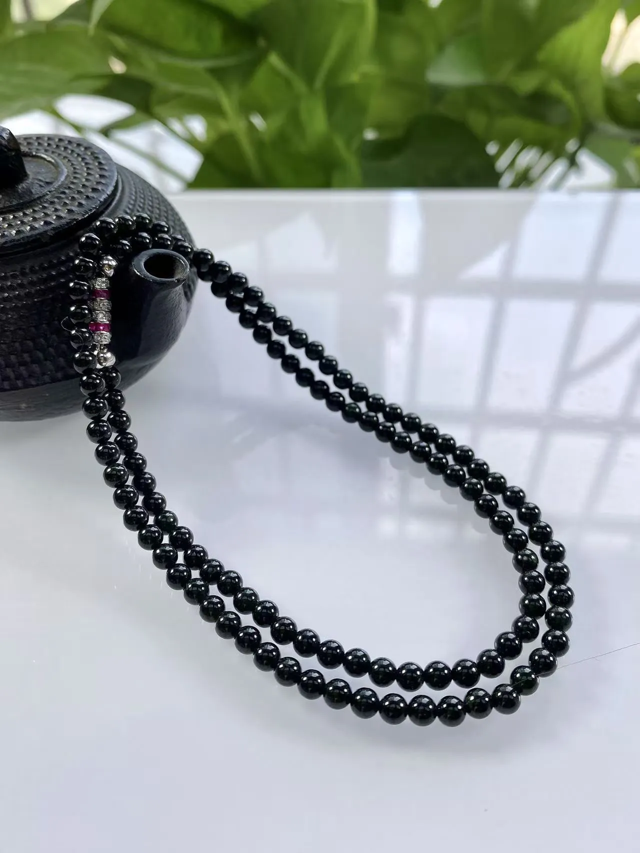 缅甸天然翡翠A货，卡4冰润墨翠小米珠小圆珠锁骨项链，尺寸：4mm/118颗，长度465mm，重量：1