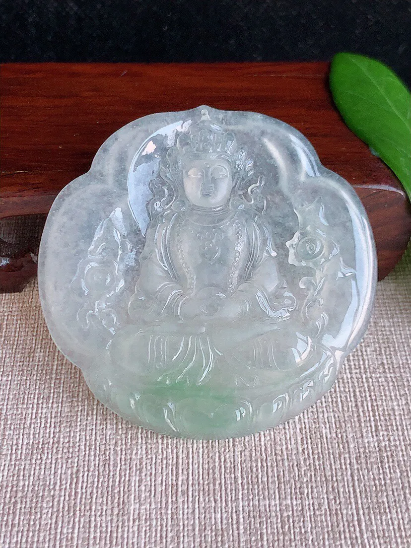 a货翡翠老坑冰种晴水度母观音吊坠 尺寸57×57.4×5.3mm 重量33.30g 0629