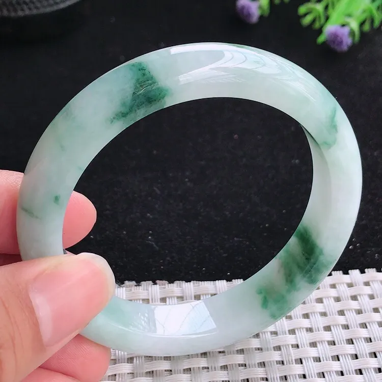 自然光55.5/11.8/8.3老坑精美冰润飘花手镯翡翠玉镯美人镯