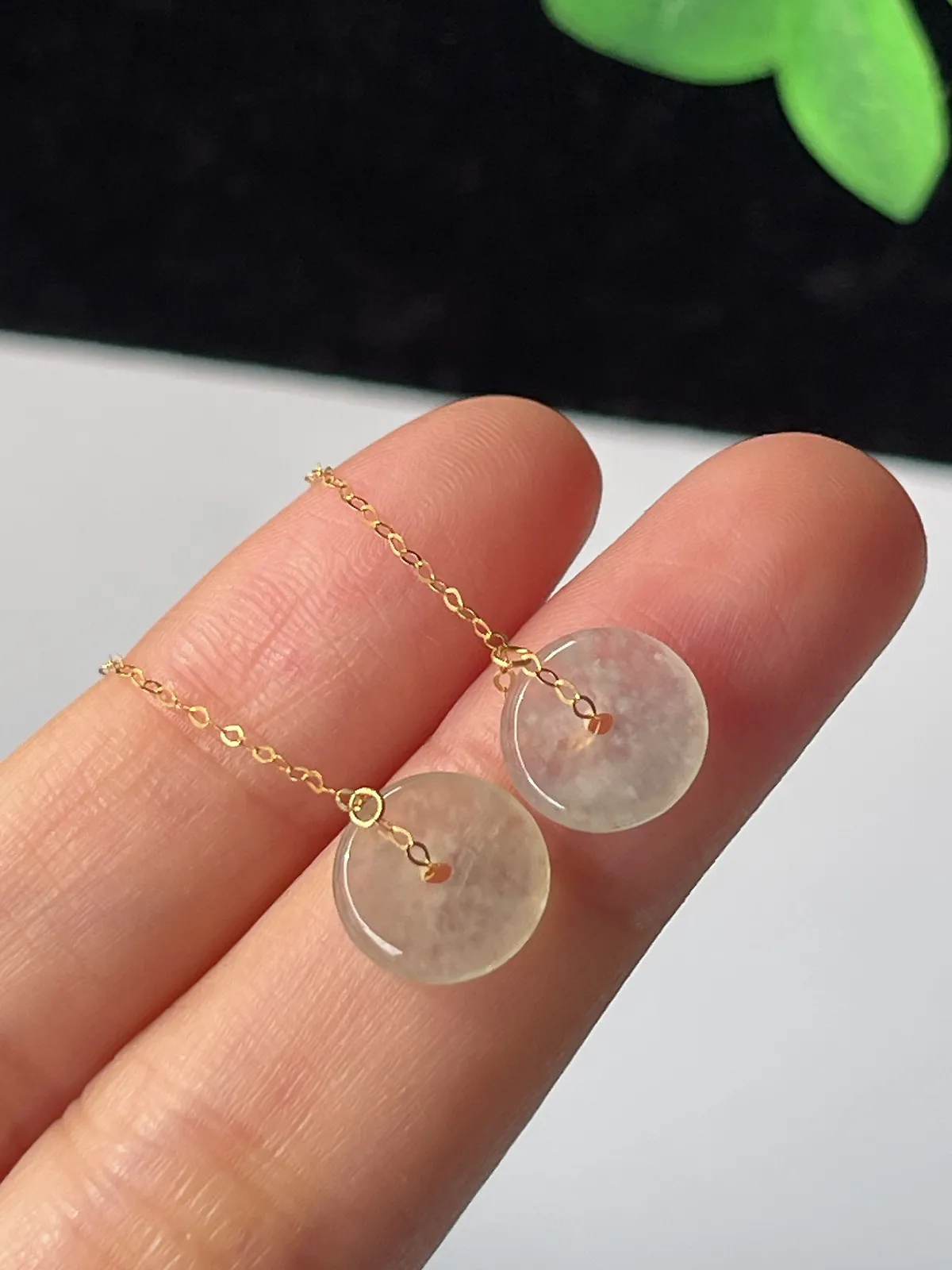 18k金翡翠耳坠