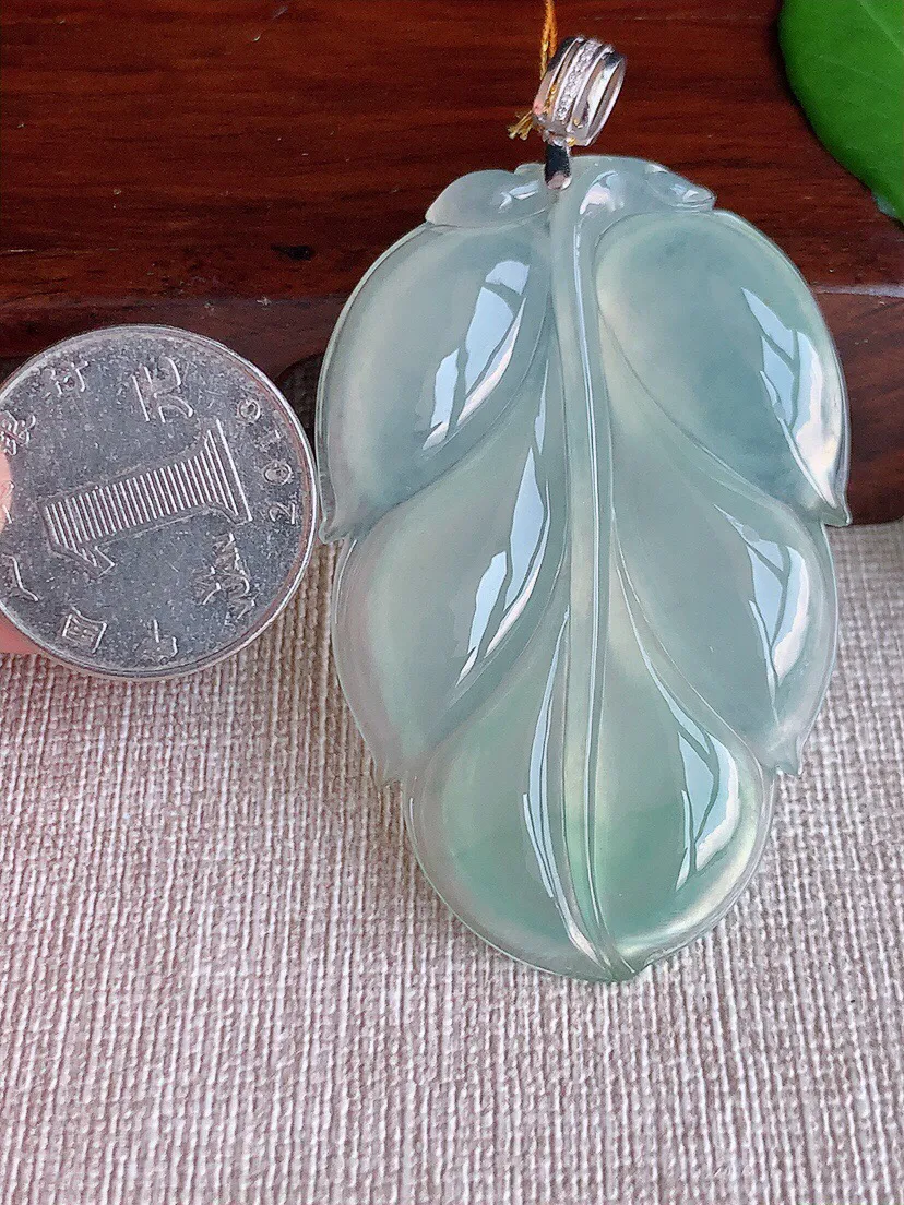 a货翡翠老坑冰种18K金镶嵌晴水大叶子金枝玉叶吊坠 尺寸57×37×7.8mm 重量26.62g 0629