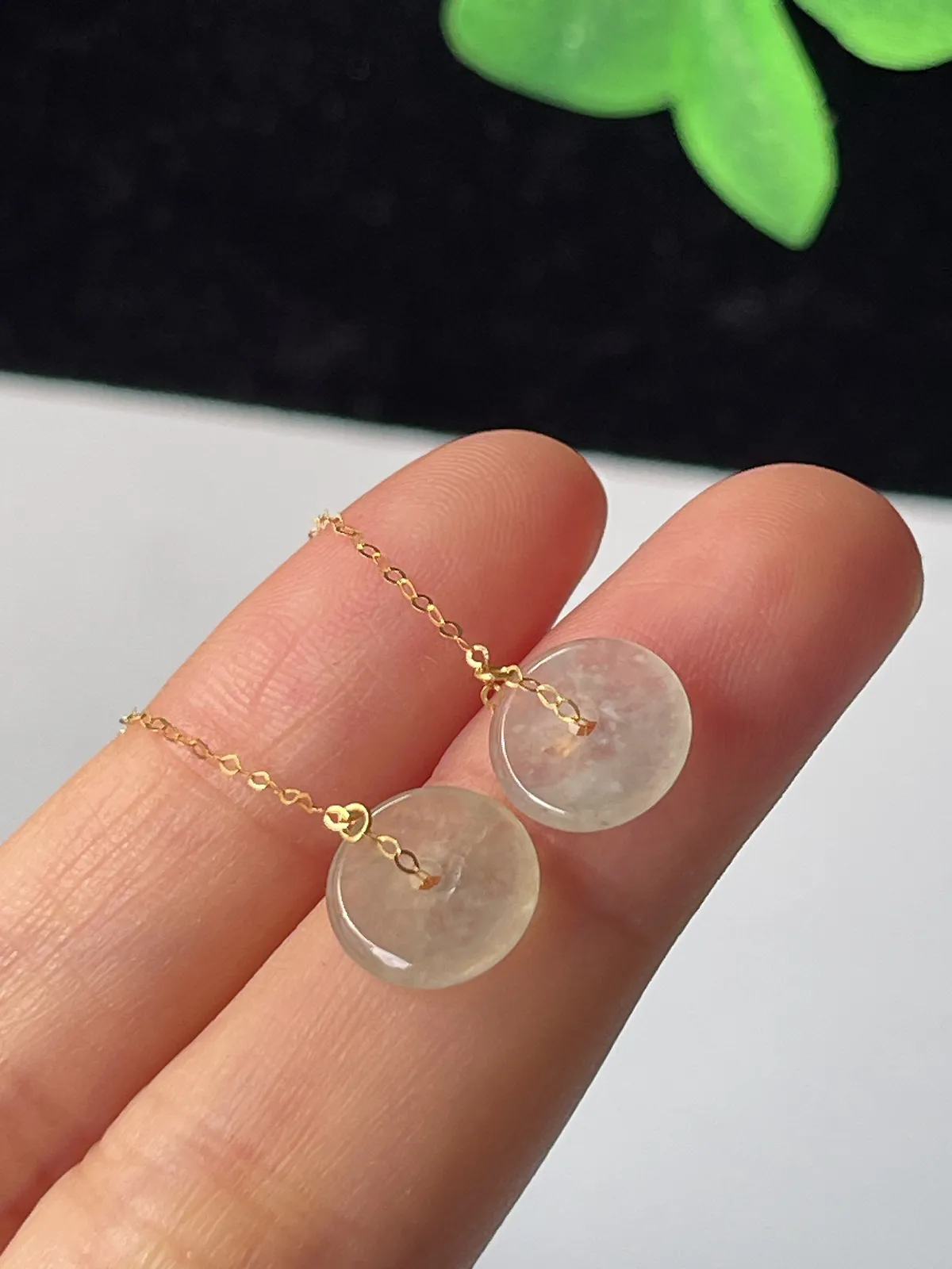 18k金翡翠耳坠