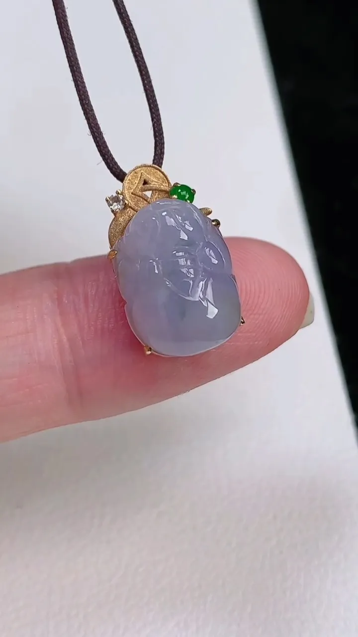 天然A货翡翠18k金紫罗兰貔貅吊坠，尺寸16.8-9.8-8.3，裸石12.5-10重量:2.26g