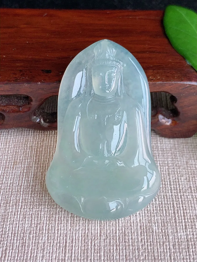 天然A货翡翠晴水观音吊坠尺寸52.2×32.6×5.7m量19.77g 0629