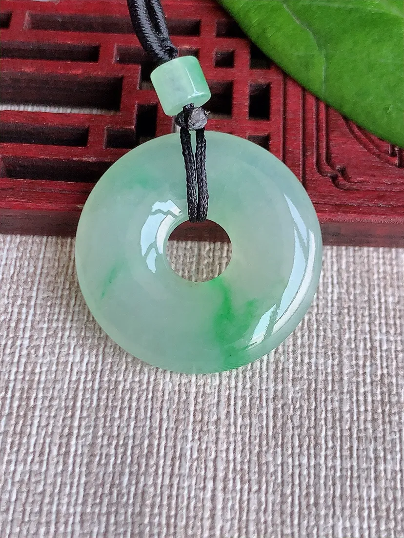 天然A货翡翠飘绿平安环吊坠尺寸26.3×4.6m量6.92g 0629