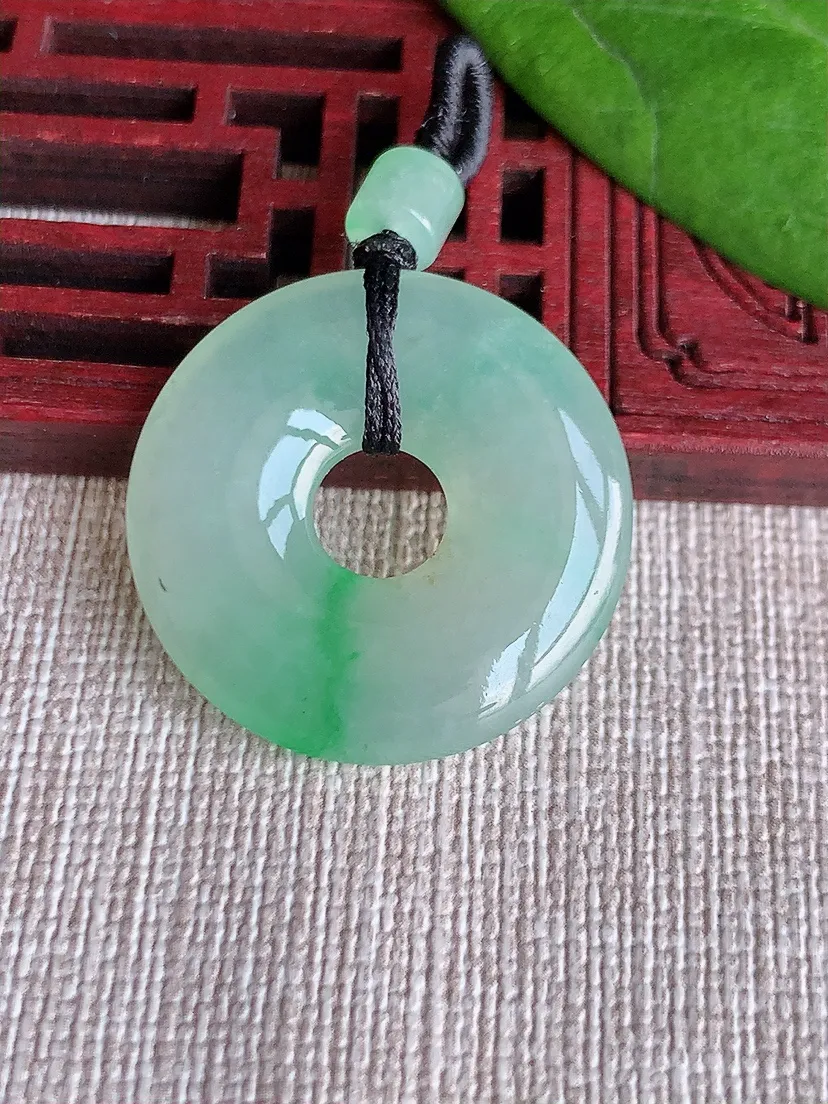天然A货翡翠飘绿平安环吊坠尺寸26.3×4.6m量6.92g 0629
