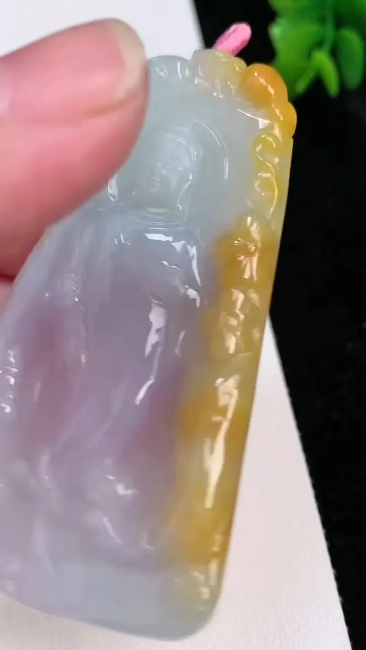 天然A货翡翠双彩阿弥陀佛吊坠，尺寸70.5-41.4-5.8，重量:33.26g
7月1日