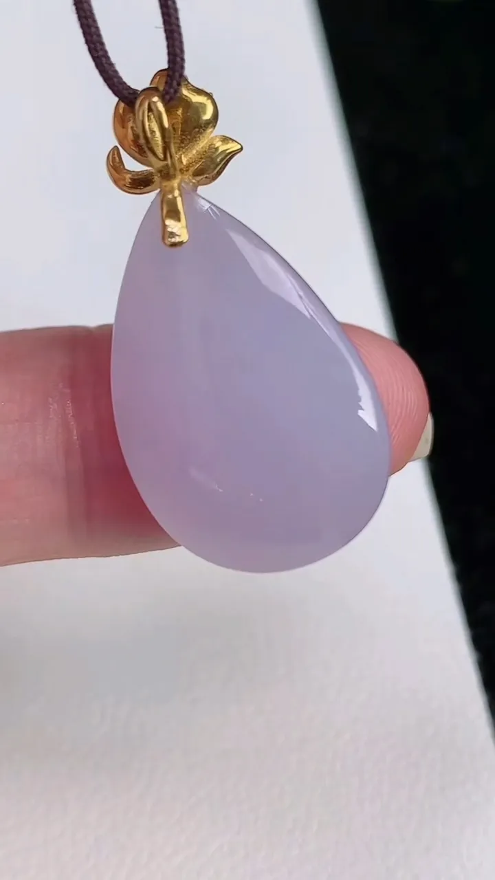 天然A货翡翠18k金紫罗兰水滴吊坠，尺寸29-23-15.5-9.7，重量:5.45g
7月1日