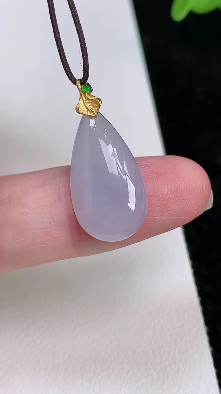 天然A货翡翠18k金紫罗兰水滴吊坠，尺寸21-11.5-3.8，重量:1.77g
7月1日