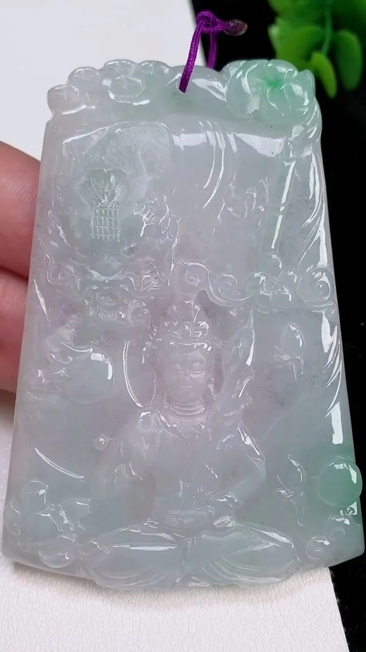 天然A货翡翠祥龙文殊菩萨吊坠，尺寸76.8-53.6-5，重量:53.50g
7月1日