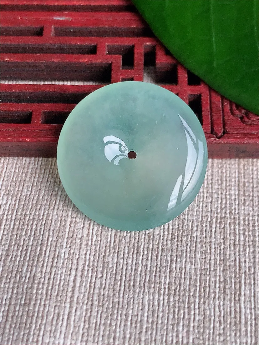 天然A货翡翠晴水平安扣吊坠尺寸27×5.2m量7.82g 0701