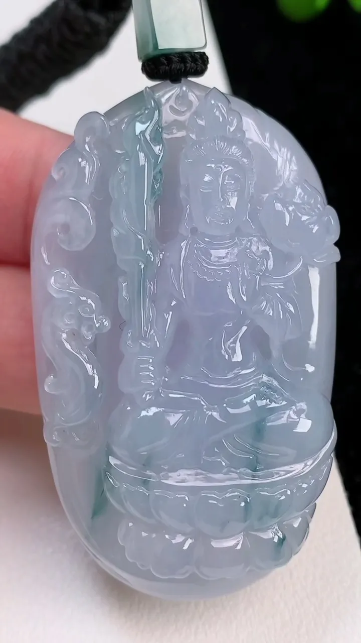 天然A货翡翠紫罗兰飘花虚空藏观音菩萨吊坠，尺寸57.8-33.7-11.6，重量:52.66g
7月