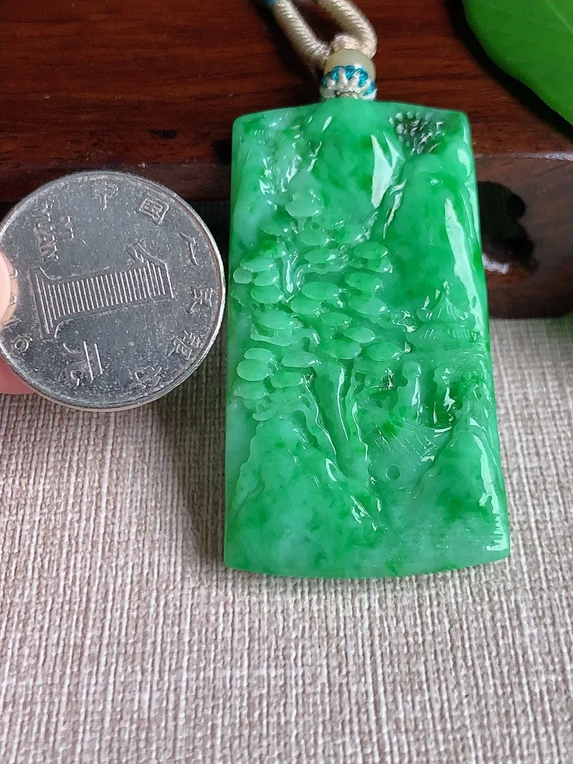 天然A货翡翠冰润满绿意境山水牌吊坠 尺寸49.6×28×5m量20.00g 0701