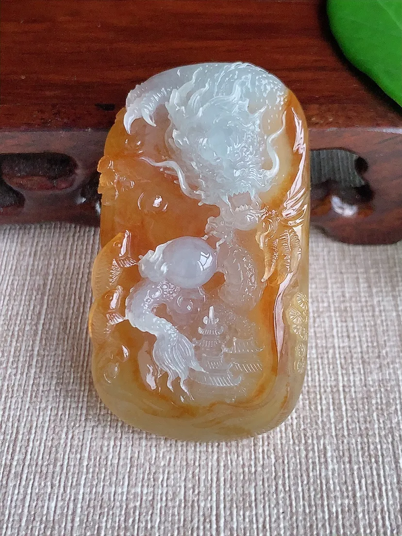 天然A货翡翠飘黄翡龙牌鱼跃龙门吊坠尺寸51.8×29.2×13.5m量35.75g 0701