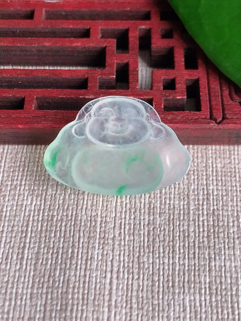 天然A货翡翠飘绿一刀切佛件尺寸17.3×25.6×3.6m量2.69g 0701