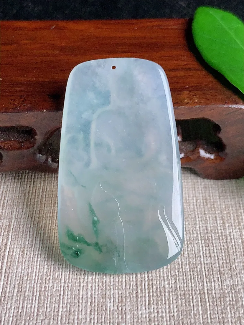 天然A货翡翠飘花大日如来吊坠尺寸48.6×28×5m量16.70g 0701