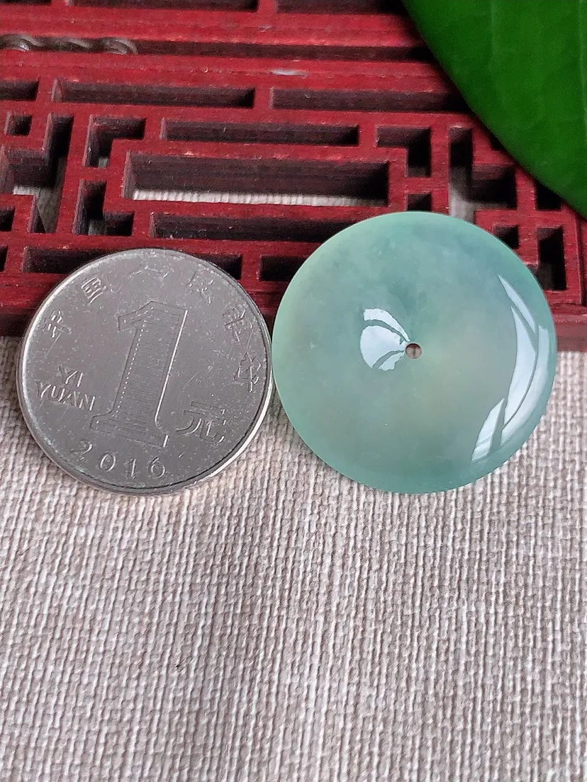 天然A货翡翠晴水平安扣吊坠尺寸27×5.2m量7.82g 0701