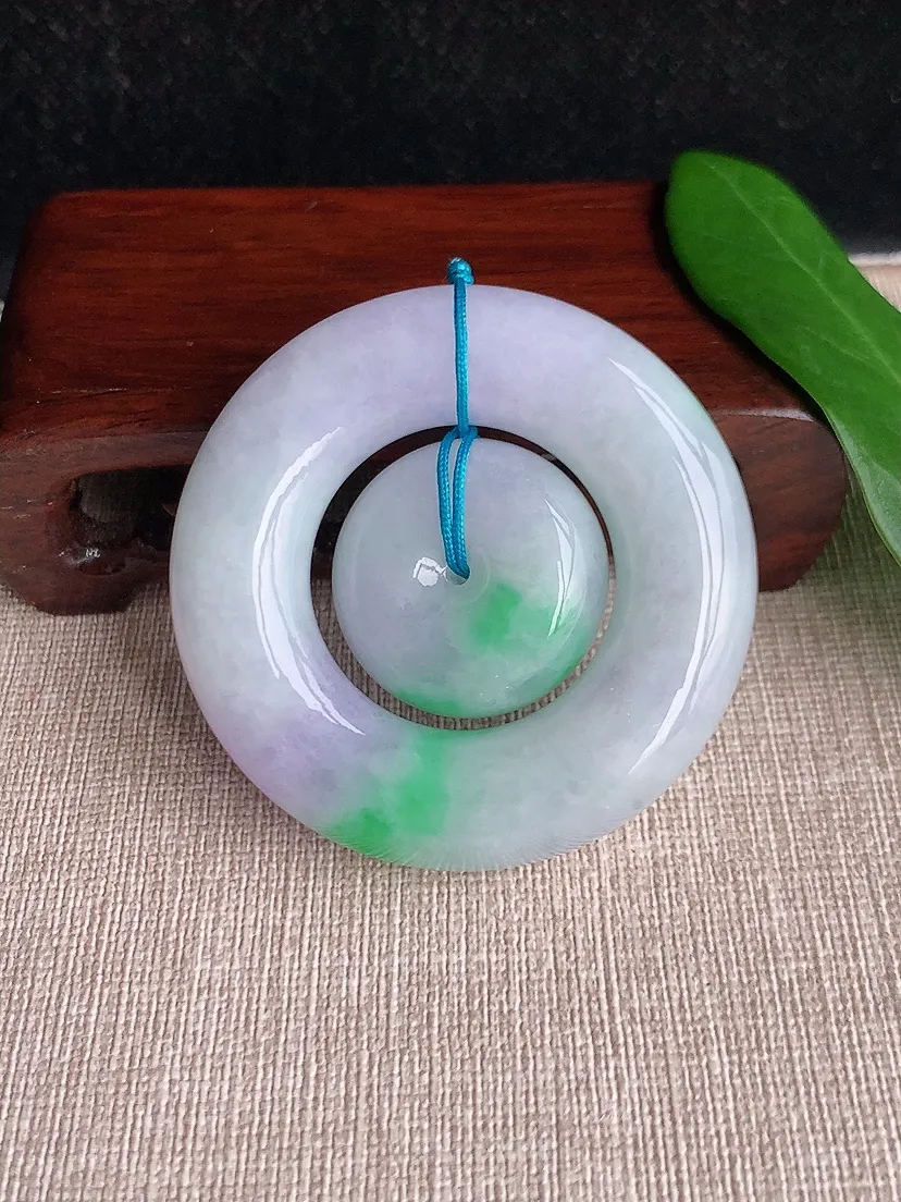 天然A货翡翠冰润春彩紫罗兰飘绿子母平安扣吊坠尺寸52×12m量70.13g 0701