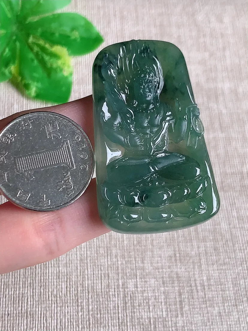 天然A货翡翠飘花不动明王吊坠尺寸49×30×5.7m量19.80g 0701