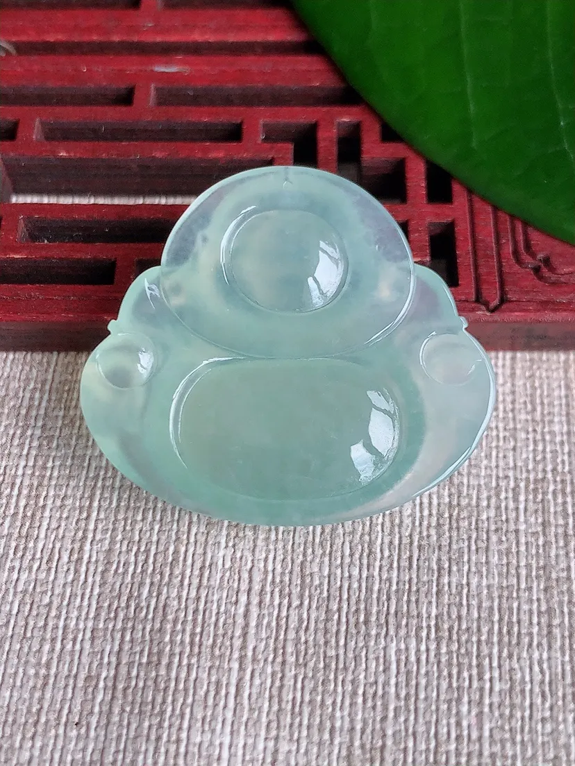 天然A货翡翠晴水佛公吊坠尺寸31.5×35.7×6m量11.66g 0701