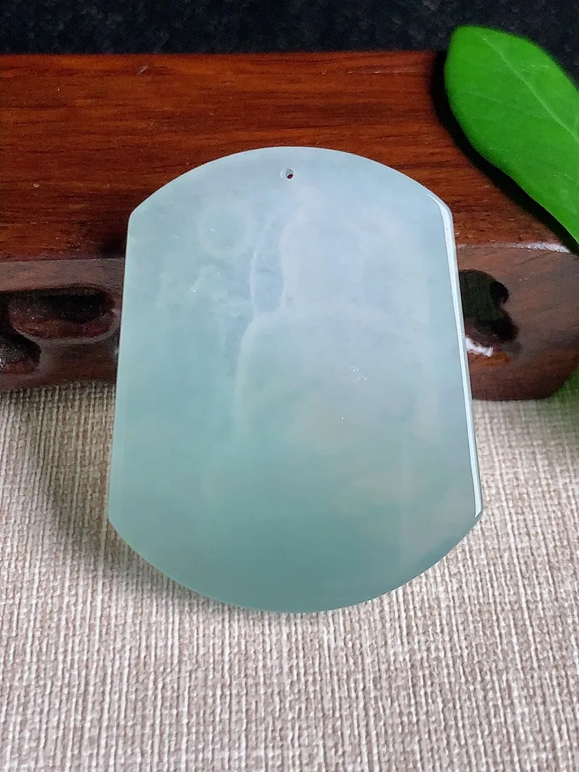 天然A货翡翠晴水大日如来吊坠尺寸48.5×39×5.7m量24.96g 0701J